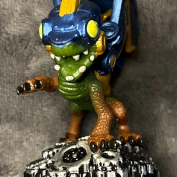 2011 SKYLANDERS Spyro’s Adventure Drobot  Figure- First edition - Picture 2 of 3